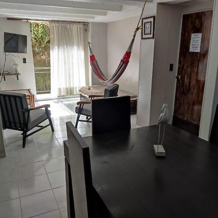 Apartamento 201 Amplio Y Comodo Medellin 90 Mts Екстер'єр фото